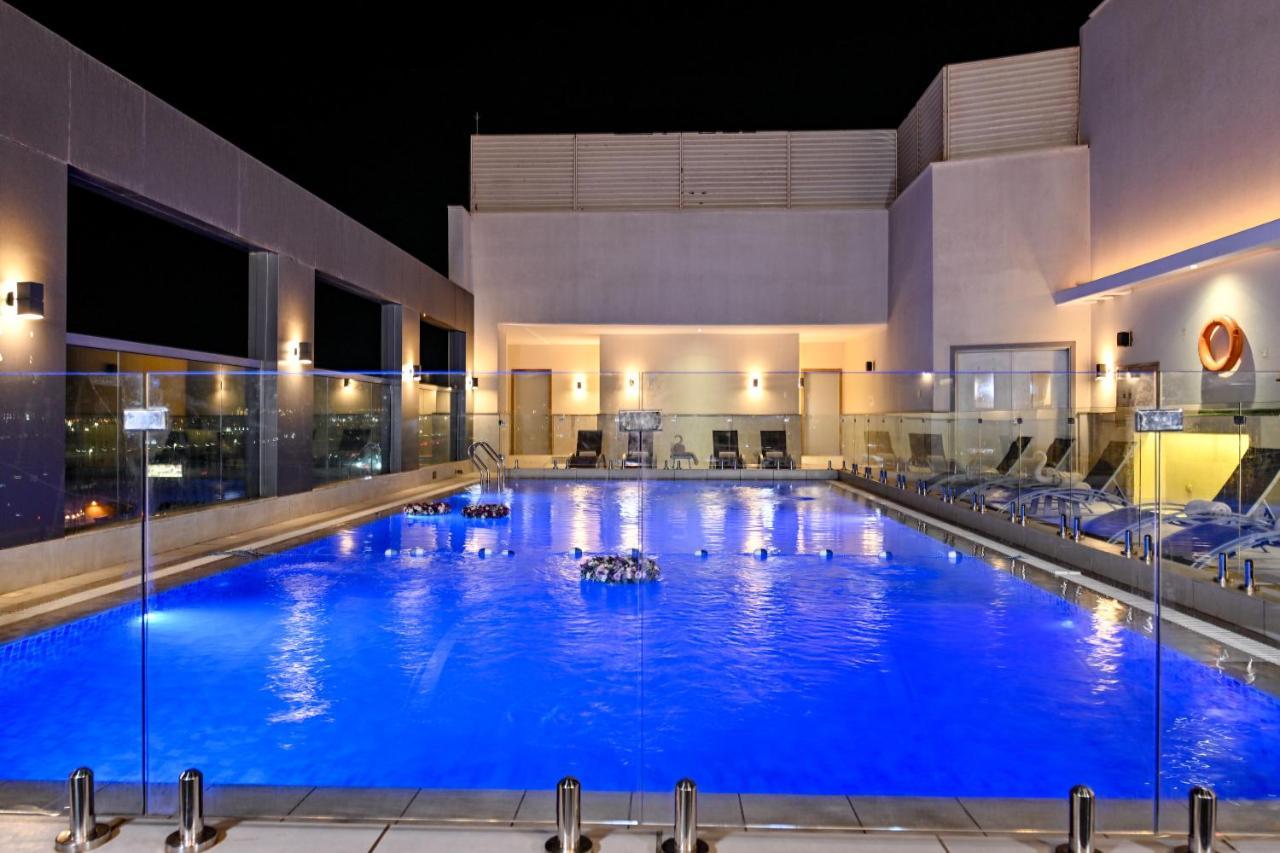 Clarion Hotel Jeddah Airport Екстериор снимка